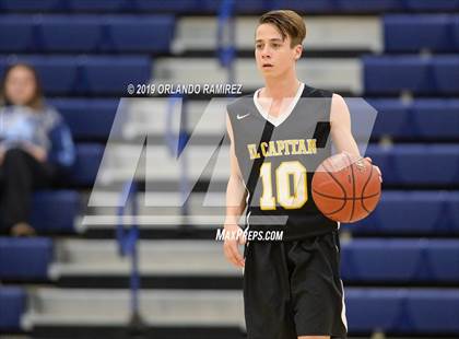 Thumbnail 3 in San Ysidro vs El Capitan (East vs South Tournament) photogallery.
