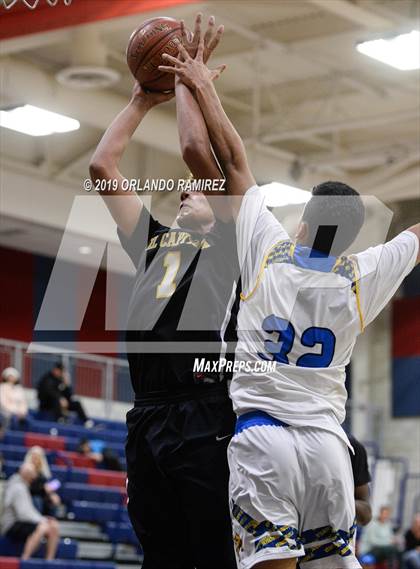 Thumbnail 1 in San Ysidro vs El Capitan (East vs South Tournament) photogallery.