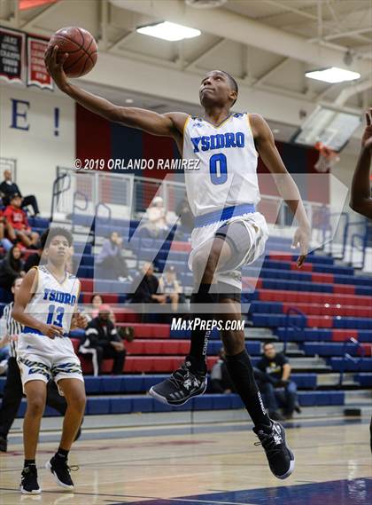 Thumbnail 3 in San Ysidro vs El Capitan (East vs South Tournament) photogallery.