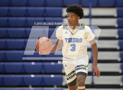 Thumbnail 1 in San Ysidro vs El Capitan (East vs South Tournament) photogallery.