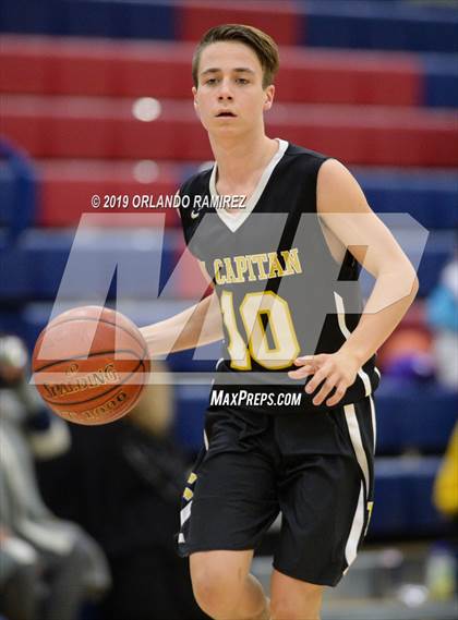 Thumbnail 3 in San Ysidro vs El Capitan (East vs South Tournament) photogallery.