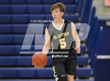 Thumbnail 3 in San Ysidro vs El Capitan (East vs South Tournament) photogallery.