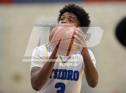 Thumbnail 1 in San Ysidro vs El Capitan (East vs South Tournament) photogallery.