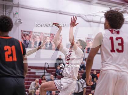 Thumbnail 2 in Washington vs. Newark photogallery.