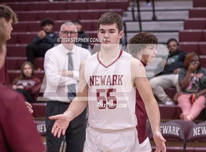 Thumbnail 2 in Washington vs. Newark photogallery.