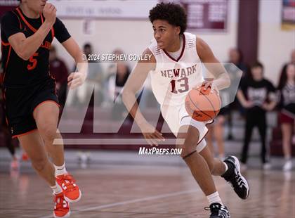 Thumbnail 3 in Washington vs. Newark photogallery.
