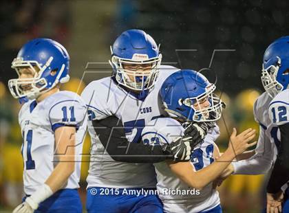 Thumbnail 2 in Sedro-Woolley vs. Lynden photogallery.