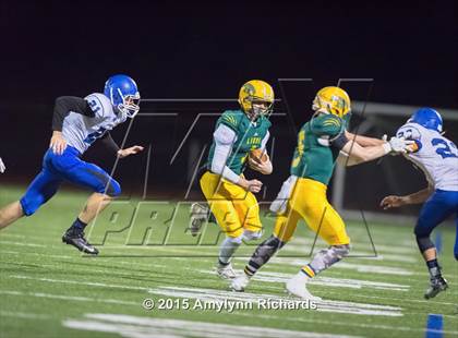 Thumbnail 3 in Sedro-Woolley vs. Lynden photogallery.