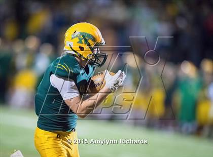 Thumbnail 2 in Sedro-Woolley vs. Lynden photogallery.