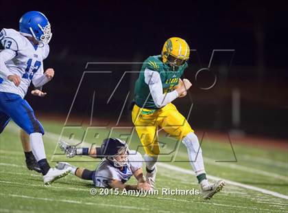 Thumbnail 2 in Sedro-Woolley vs. Lynden photogallery.