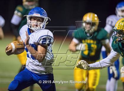 Thumbnail 2 in Sedro-Woolley vs. Lynden photogallery.