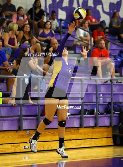 Thumbnail 3 in Sunrise Mountain vs. Arete Prep photogallery.