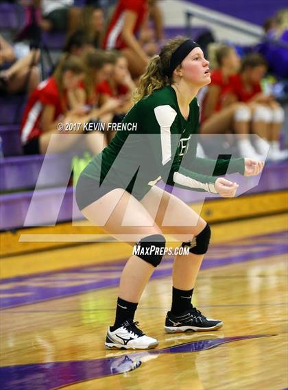 Thumbnail 3 in Sunrise Mountain vs. Arete Prep photogallery.