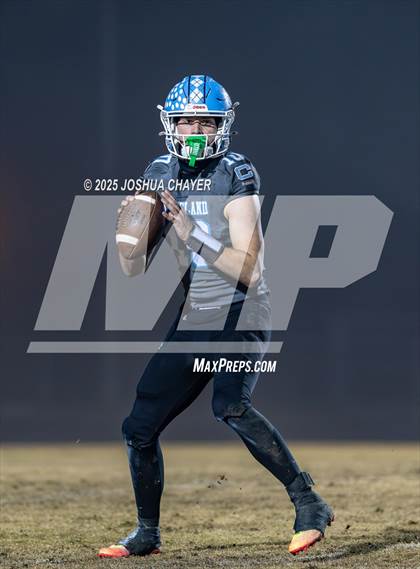 Thumbnail 1 in Southeast Raleigh @ Cleveland (NCHSAA 7A Round 3) photogallery.