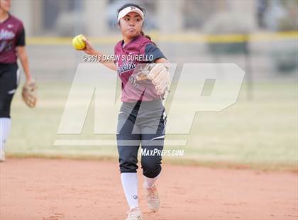 Thumbnail 2 in Hamilton vs. 'Iolani (Desert Mountain Invitational) photogallery.