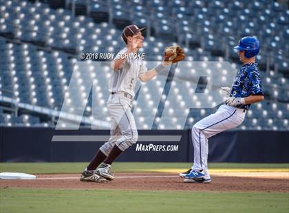 Thumbnail 2 in La Jolla Country Day vs. Francis Parker photogallery.