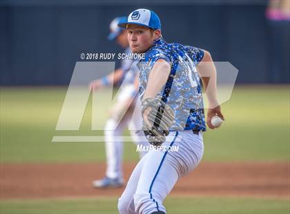 Thumbnail 2 in La Jolla Country Day vs. Francis Parker photogallery.
