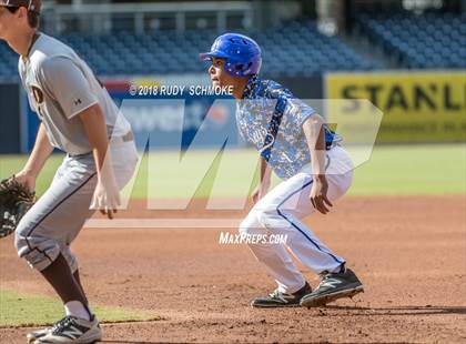 Thumbnail 3 in La Jolla Country Day vs. Francis Parker photogallery.