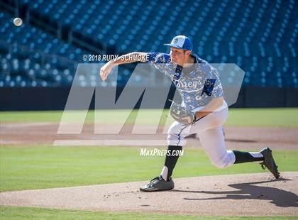 Thumbnail 2 in La Jolla Country Day vs. Francis Parker photogallery.