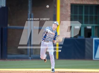 Thumbnail 2 in La Jolla Country Day vs. Francis Parker photogallery.