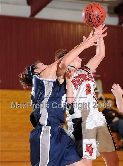 Thumbnail 3 in Vista del Lago vs. Bella Vista (I-80 Challenge) photogallery.