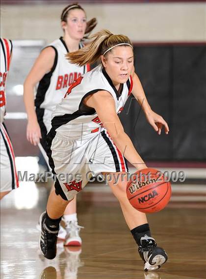 Thumbnail 1 in Vista del Lago vs. Bella Vista (I-80 Challenge) photogallery.