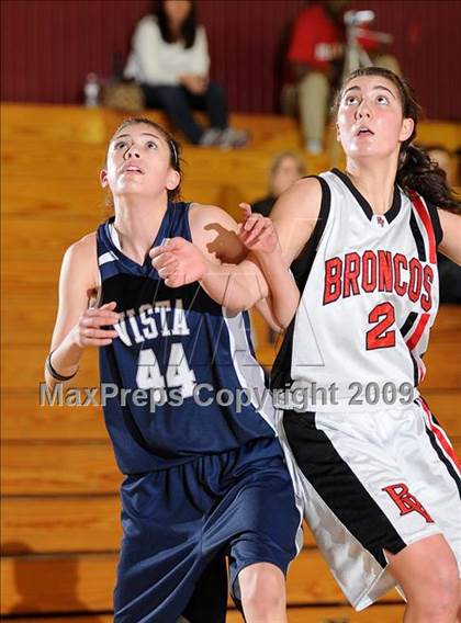 Thumbnail 2 in Vista del Lago vs. Bella Vista (I-80 Challenge) photogallery.