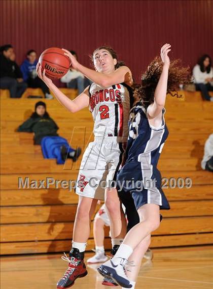 Thumbnail 3 in Vista del Lago vs. Bella Vista (I-80 Challenge) photogallery.