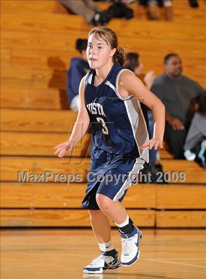 Thumbnail 3 in Vista del Lago vs. Bella Vista (I-80 Challenge) photogallery.