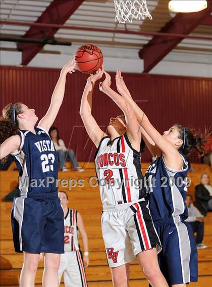 Thumbnail 1 in Vista del Lago vs. Bella Vista (I-80 Challenge) photogallery.