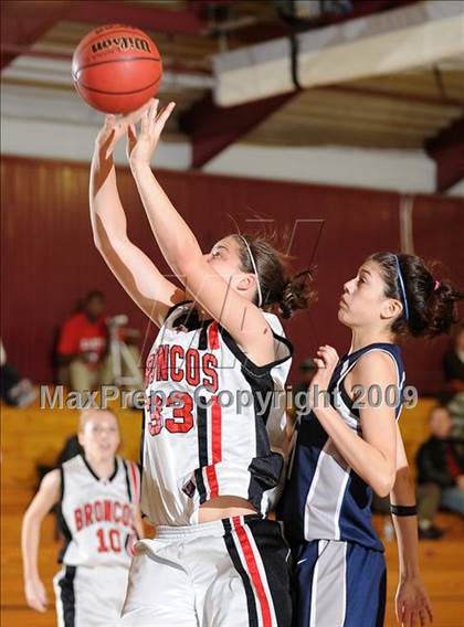 Thumbnail 1 in Vista del Lago vs. Bella Vista (I-80 Challenge) photogallery.