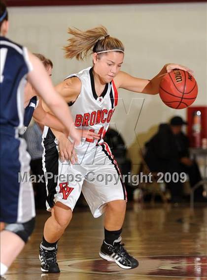Thumbnail 2 in Vista del Lago vs. Bella Vista (I-80 Challenge) photogallery.