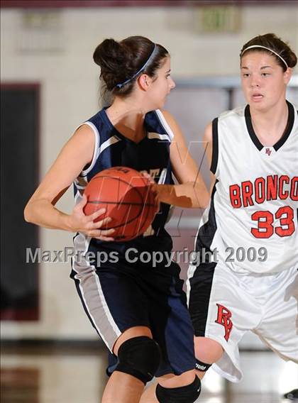 Thumbnail 2 in Vista del Lago vs. Bella Vista (I-80 Challenge) photogallery.