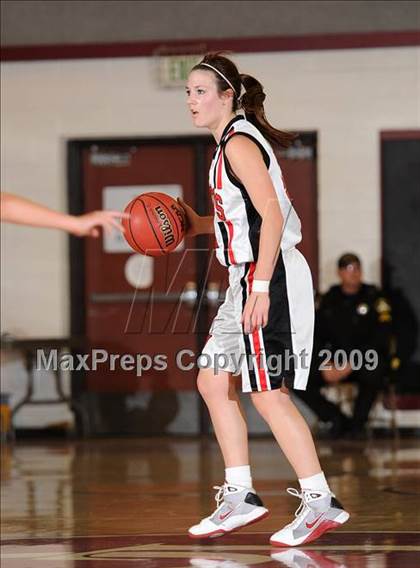 Thumbnail 3 in Vista del Lago vs. Bella Vista (I-80 Challenge) photogallery.