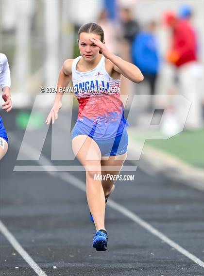 Thumbnail 1 in Roncalli Invite (100 Meter) photogallery.