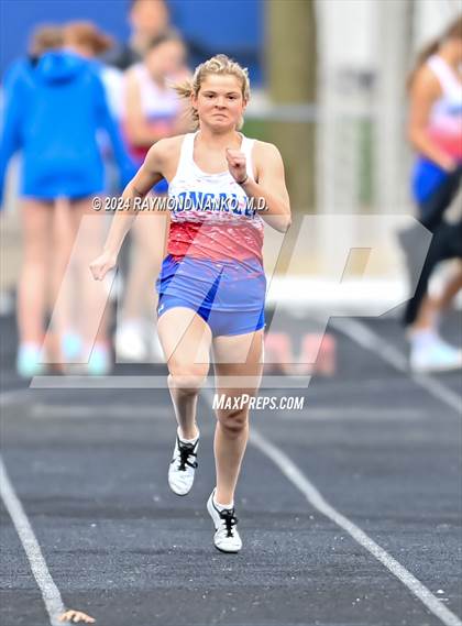 Thumbnail 1 in Roncalli Invite (100 Meter) photogallery.