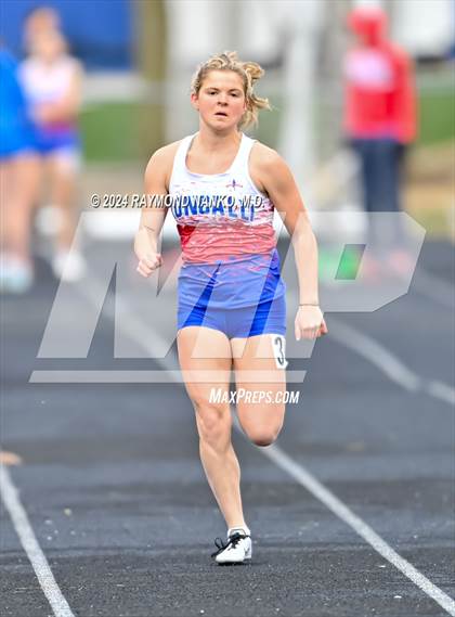 Thumbnail 2 in Roncalli Invite (100 Meter) photogallery.