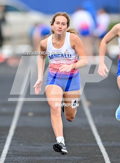 Thumbnail 3 in Roncalli Invite (100 Meter) photogallery.