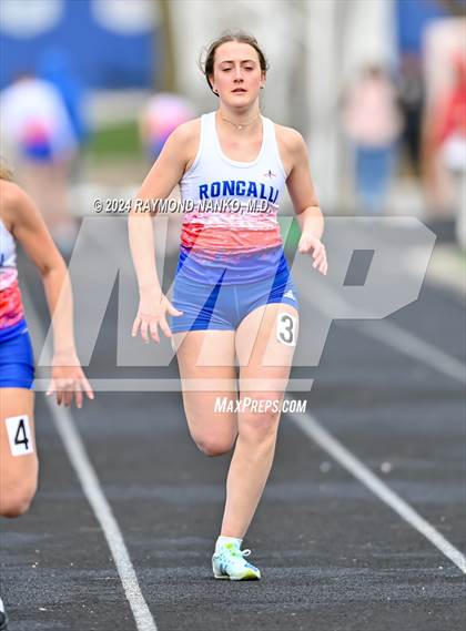 Thumbnail 2 in Roncalli Invite (100 Meter) photogallery.