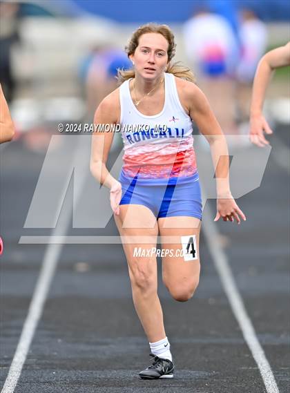 Thumbnail 1 in Roncalli Invite (100 Meter) photogallery.