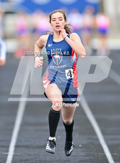 Thumbnail 1 in Roncalli Invite (100 Meter) photogallery.