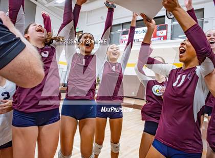 Thumbnail 2 in Scripps Ranch vs. Carlsbad (CIF SDS Division 1 Finals) photogallery.