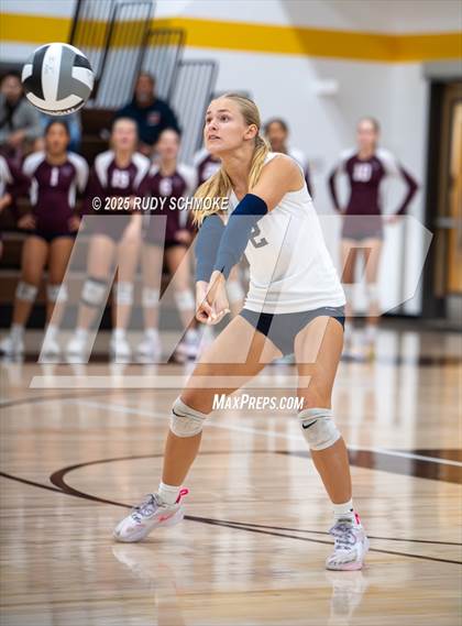 Thumbnail 1 in Scripps Ranch vs. Carlsbad (CIF SDS Division 1 Finals) photogallery.