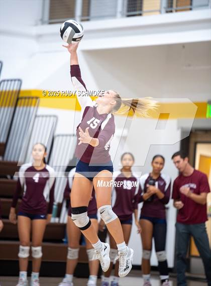 Thumbnail 1 in Scripps Ranch vs. Carlsbad (CIF SDS Division 1 Finals) photogallery.