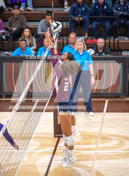 Thumbnail 2 in Scripps Ranch vs. Carlsbad (CIF SDS Division 1 Finals) photogallery.