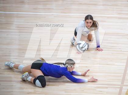 Thumbnail 3 in Scripps Ranch vs. Carlsbad (CIF SDS Division 1 Finals) photogallery.