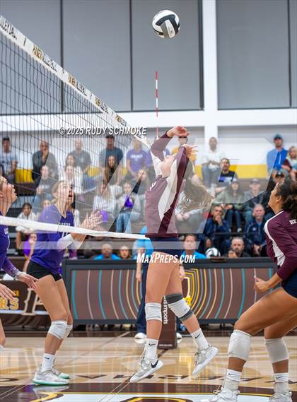 Thumbnail 1 in Scripps Ranch vs. Carlsbad (CIF SDS Division 1 Finals) photogallery.