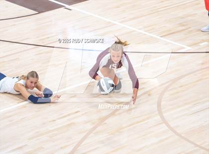 Thumbnail 1 in Scripps Ranch vs. Carlsbad (CIF SDS Division 1 Finals) photogallery.