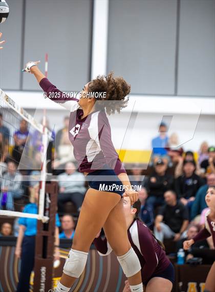 Thumbnail 1 in Scripps Ranch vs. Carlsbad (CIF SDS Division 1 Finals) photogallery.