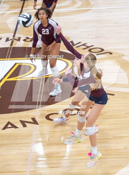 Thumbnail 1 in Scripps Ranch vs. Carlsbad (CIF SDS Division 1 Finals) photogallery.